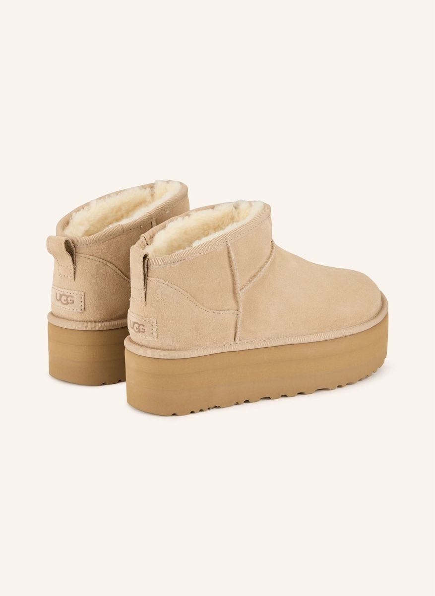 Ugg Scarpe da donna: UGG Classic Ultra Mini Platform Boots – Nuovo (secondo la descrizione) da Däniken SO venduto da tin_9g9h 6