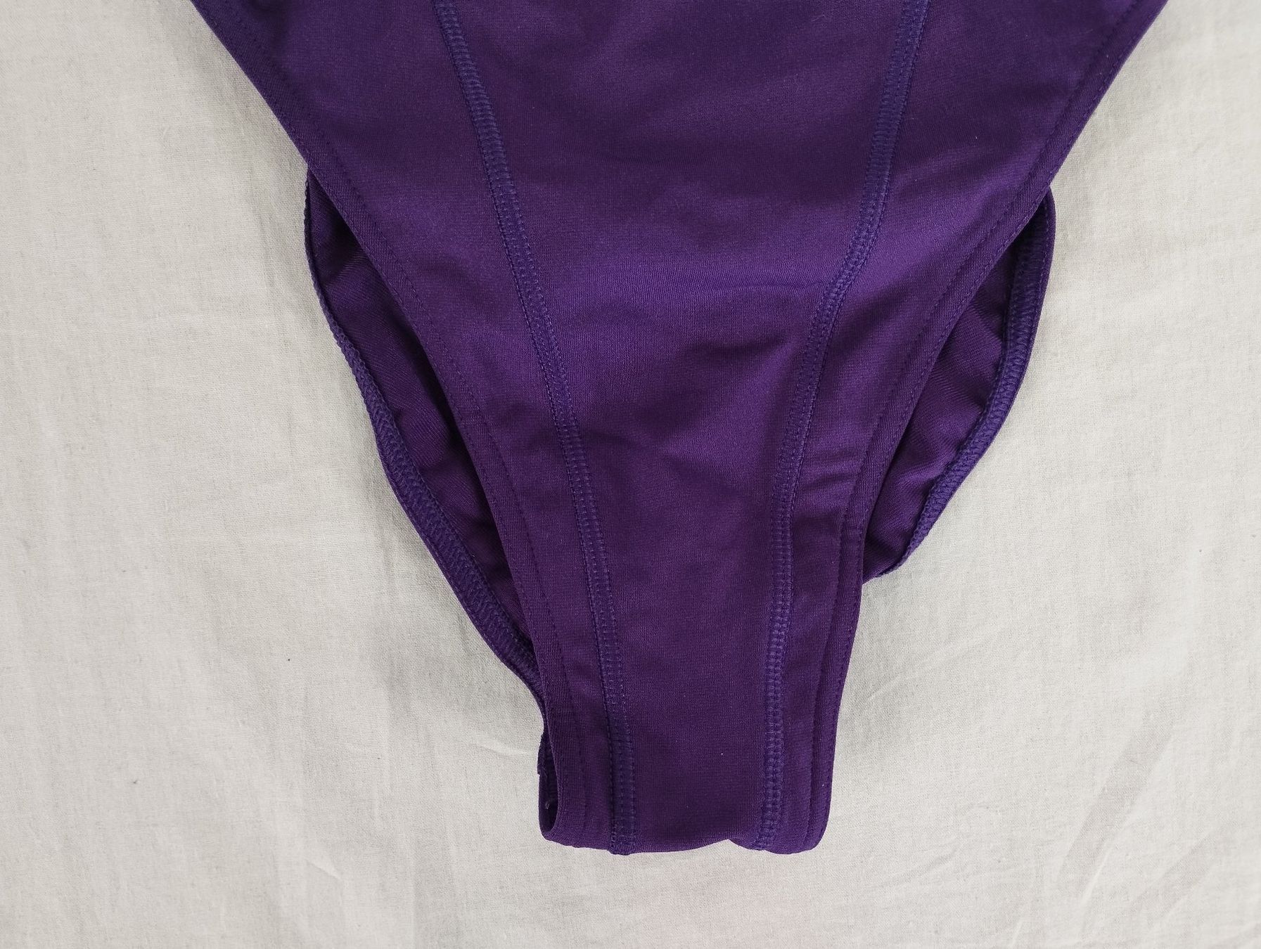Arena Costumi da bagno & Bikini: ARENA Schwimmanzug violett Gr. 36 – Nuovo e nell'imballaggio originale da Schübelbach venduto da Restwert_Schubelbach 4