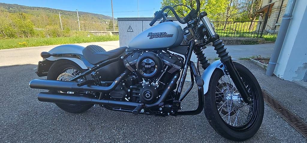 Harley-Davidson Chopper: Harley-Davidson Street Bob 107, FXBB, Softail – Usato da Vallorbe venduto da mig_zpk7 6