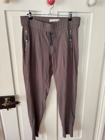 Raffaello Rossi Hose ,40, wie neu, cool, Np: 220.-