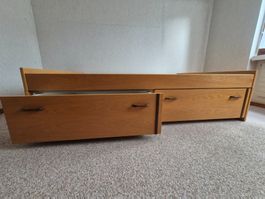 Holzbett mit Schubladen - Einzelstück