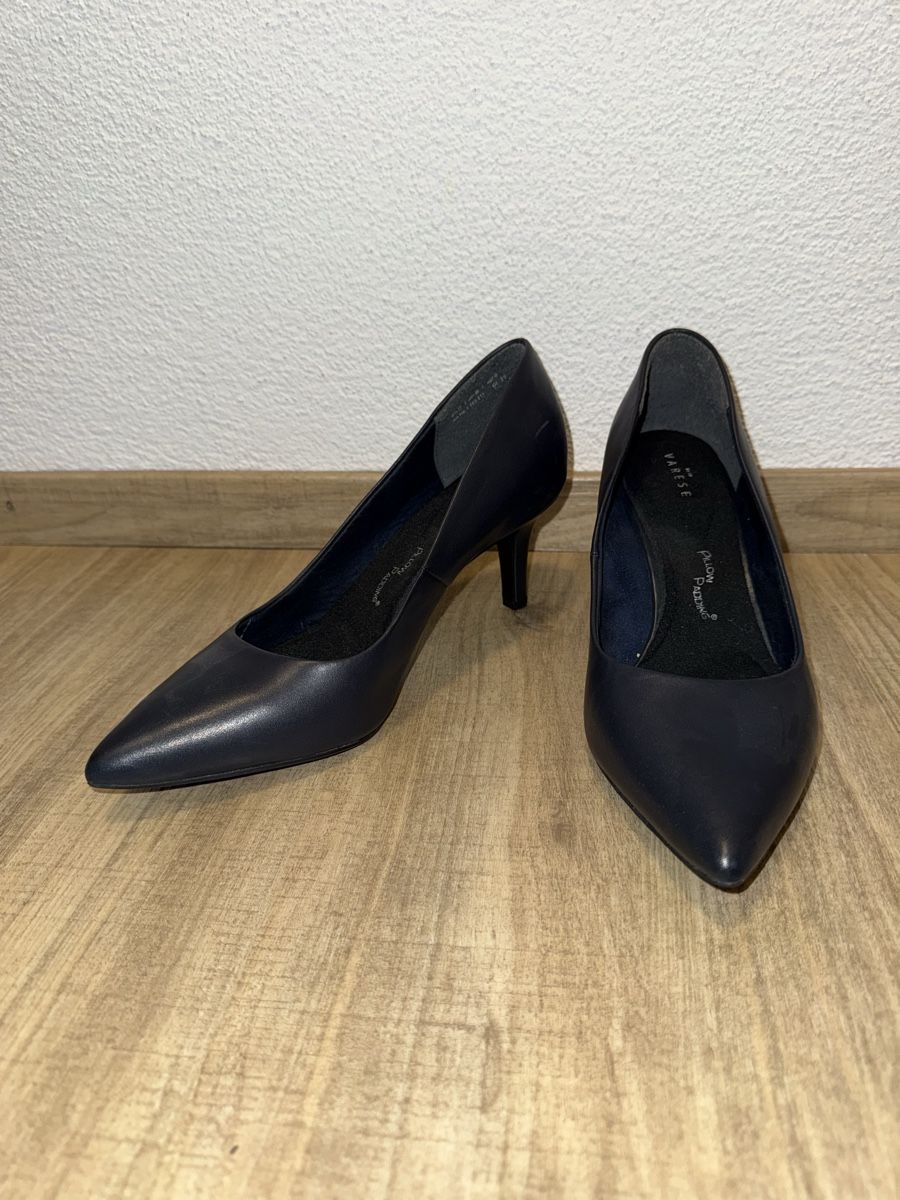 Chaussures femmes: Pumps Varese – D'occasion à Buochs par anj_9fmv 2