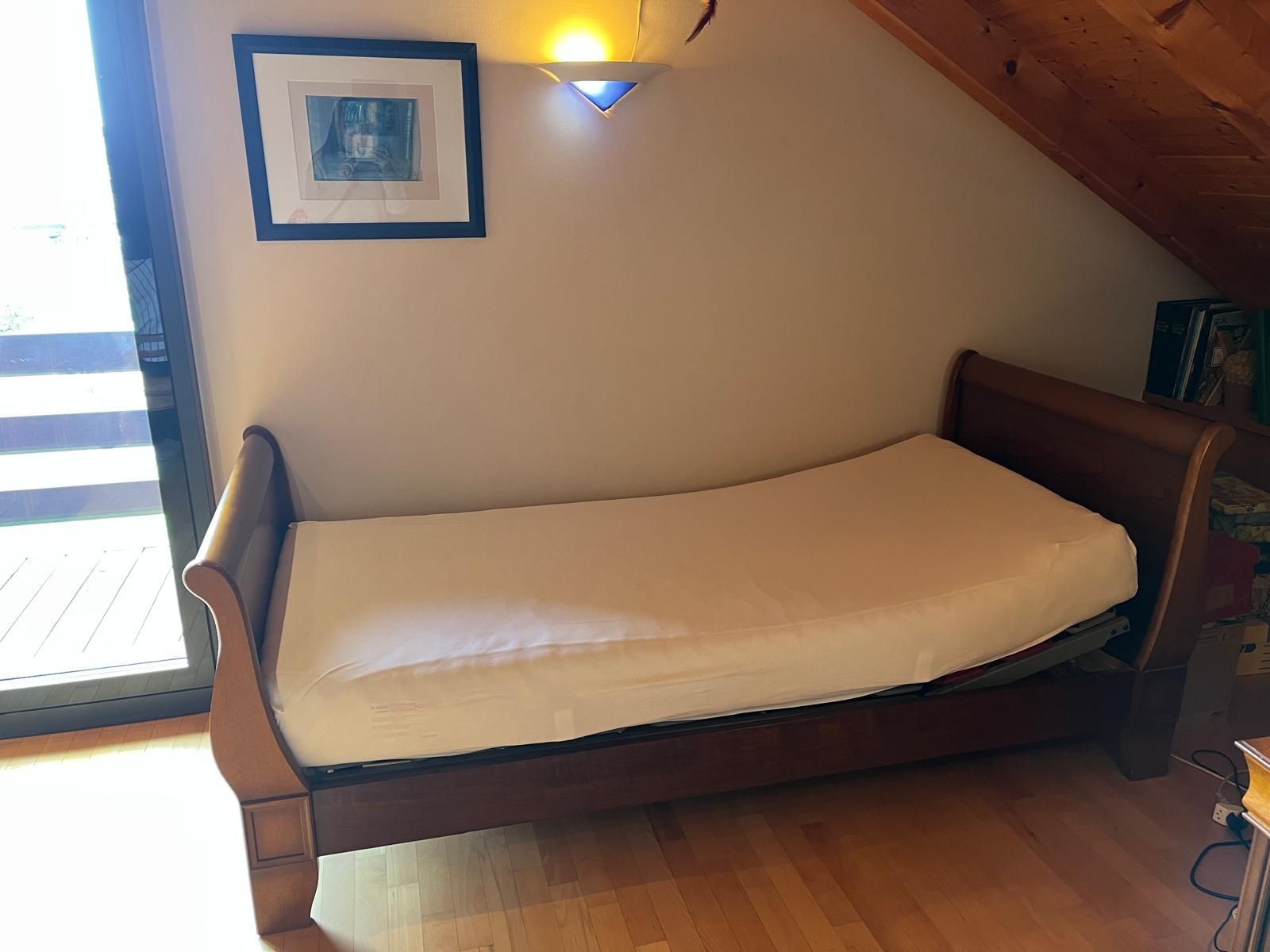 Cassettiere: chambre a coucher  – Usato da Vetroz venduto da subaba 1