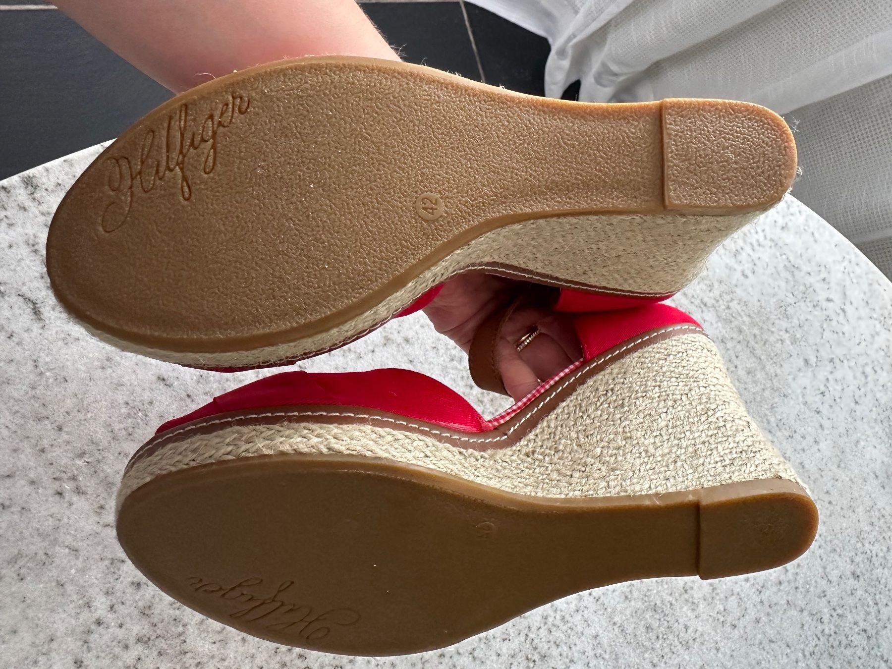 Tommy Hilfiger Damenschuhe: Tommy Hilfiger Pumps – Gebraucht aus Rotkreuz von ang_s7kc 2