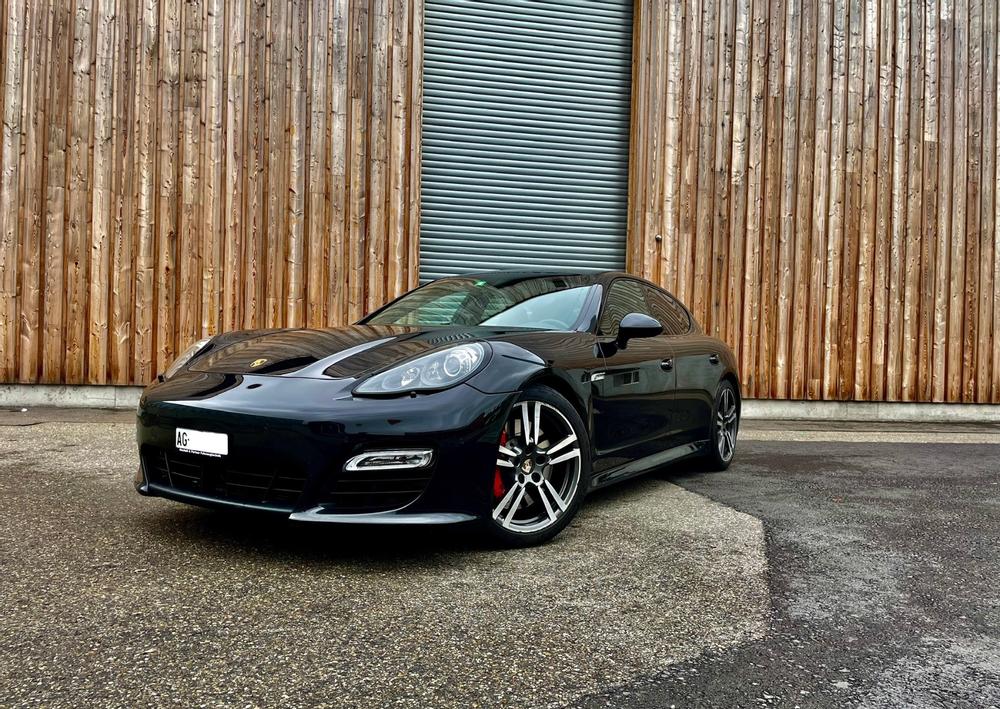 Porsche Panamera GTS