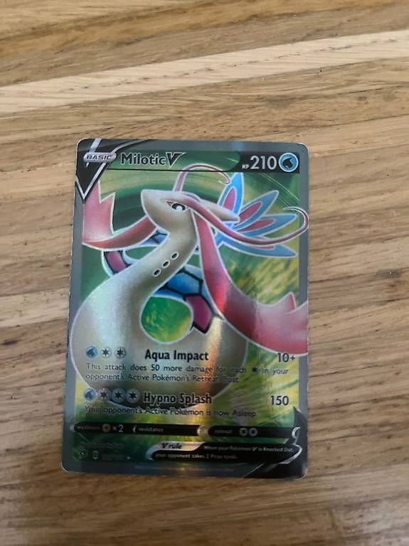 Cartoline: Pokémon V Karte Typ Wasser Milotic – Usato da Dietikon venduto da Akil03