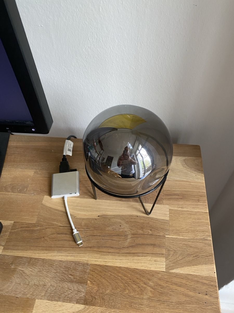 Lampen: Tischleuchte rund – Gebraucht aus Basel von yan_5jq5 1