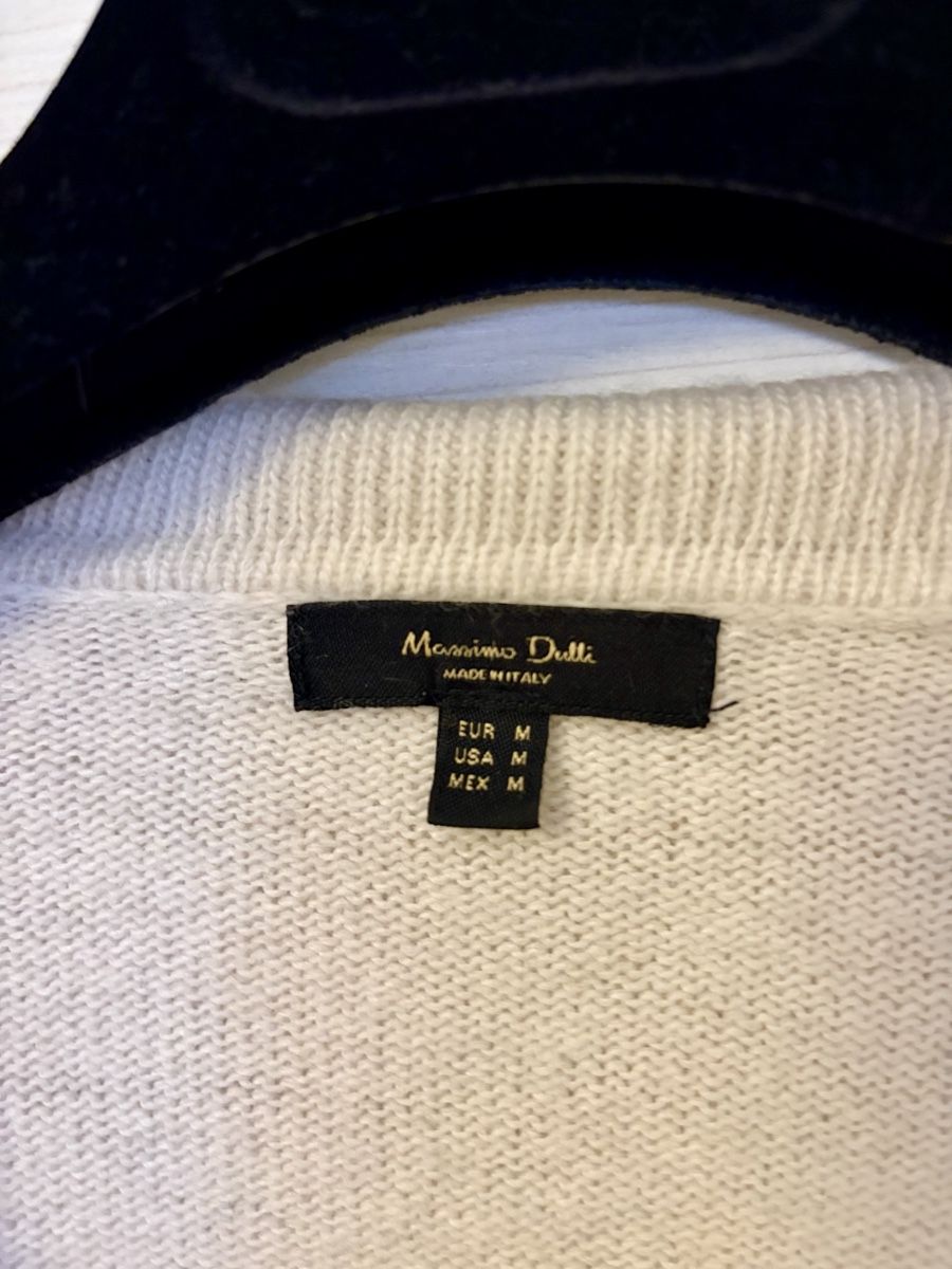 Massimo Dutti Maglioni & Felpe: Massimo Dutti Cashmere Blend Sweater, Size M, Cream – Nuovo (secondo la descrizione) da Sorengo venduto da dis_tfq6 1