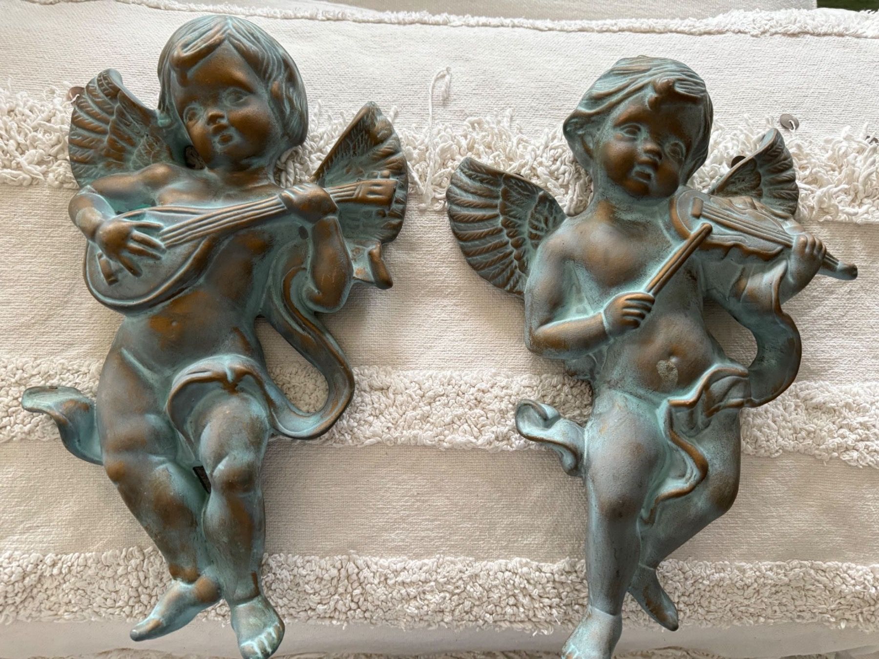 Figuren: 2 Stk. ENGEL – Neu (gemäss Beschreibung) aus Basel von AVLiving
