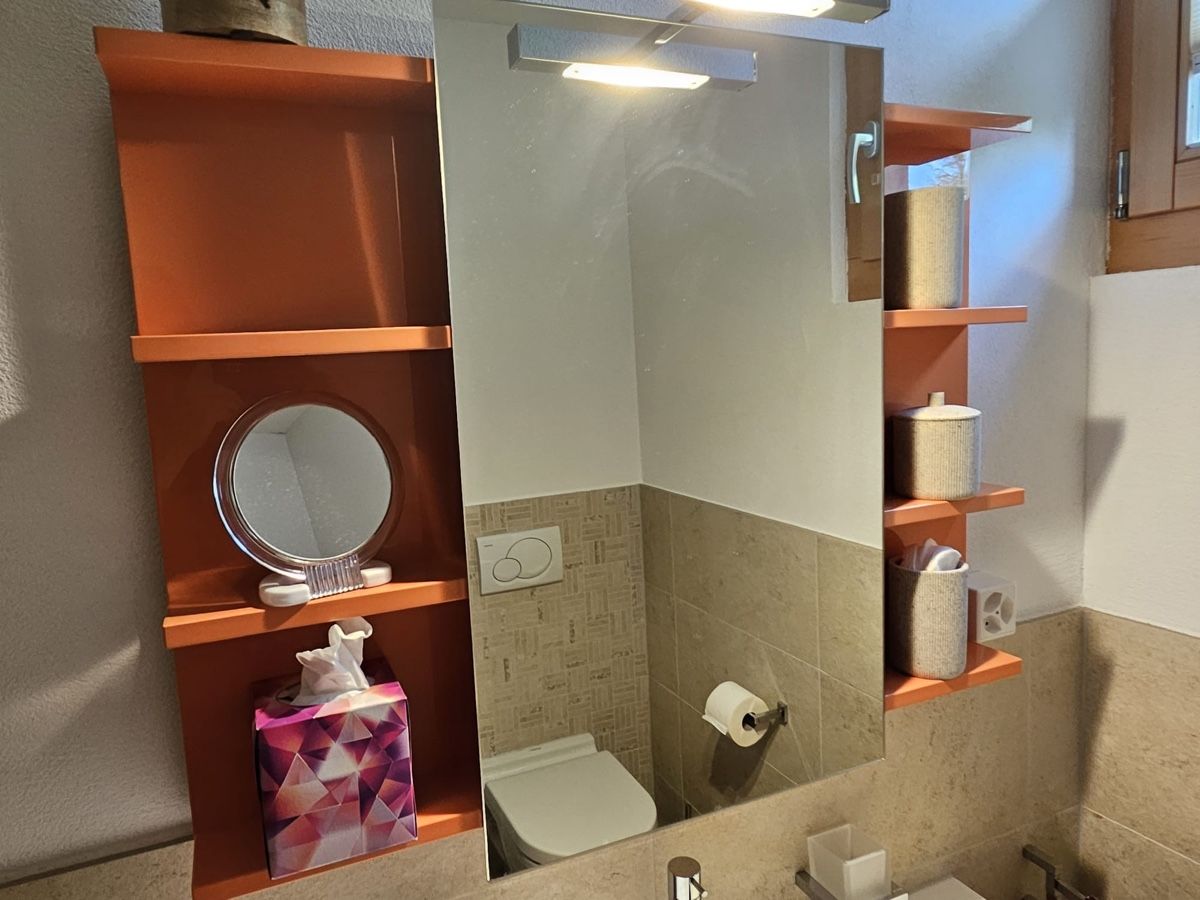 Mobili per bagno: Lavabo mit Unterschrank neuwertig – Usato da Wollerau venduto da Vivi_02 7