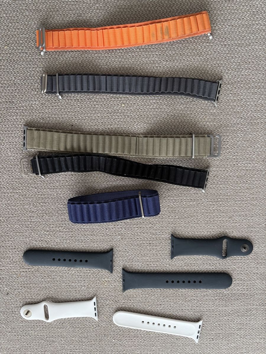 Apple Armbänder & -reifen: Pack Apple Watch Bands – Gebraucht aus Zürich von von_sj9s
