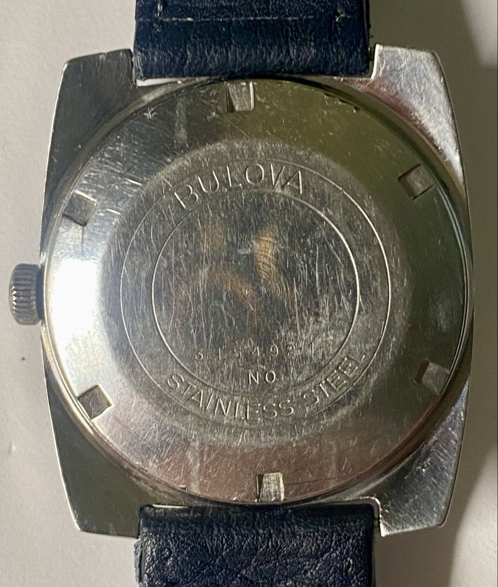 Bulova Montres: BULOVA Day&Date Automatic vintage  – D'occasion à Montagny-la-Ville par SecondA6Heuer 1