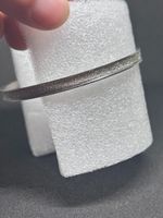 Bracciale rigido argentato con glitter brillantinato 7-8 cm
