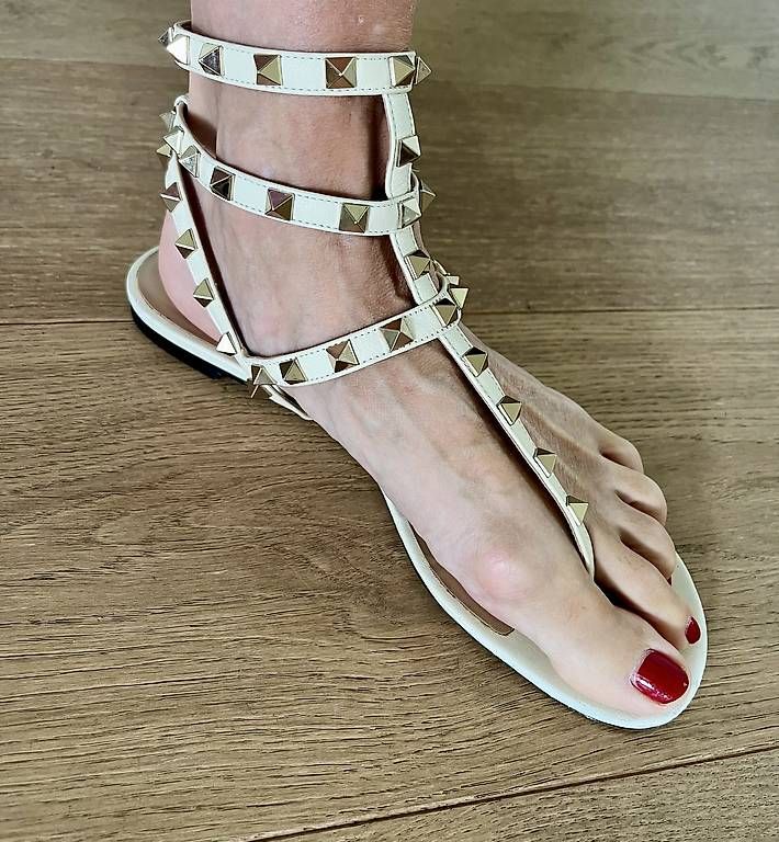Valentino Damenschuhe: VALENTINO GARAVANI Sandalen – Gebraucht aus Basel von car_mz8n 2