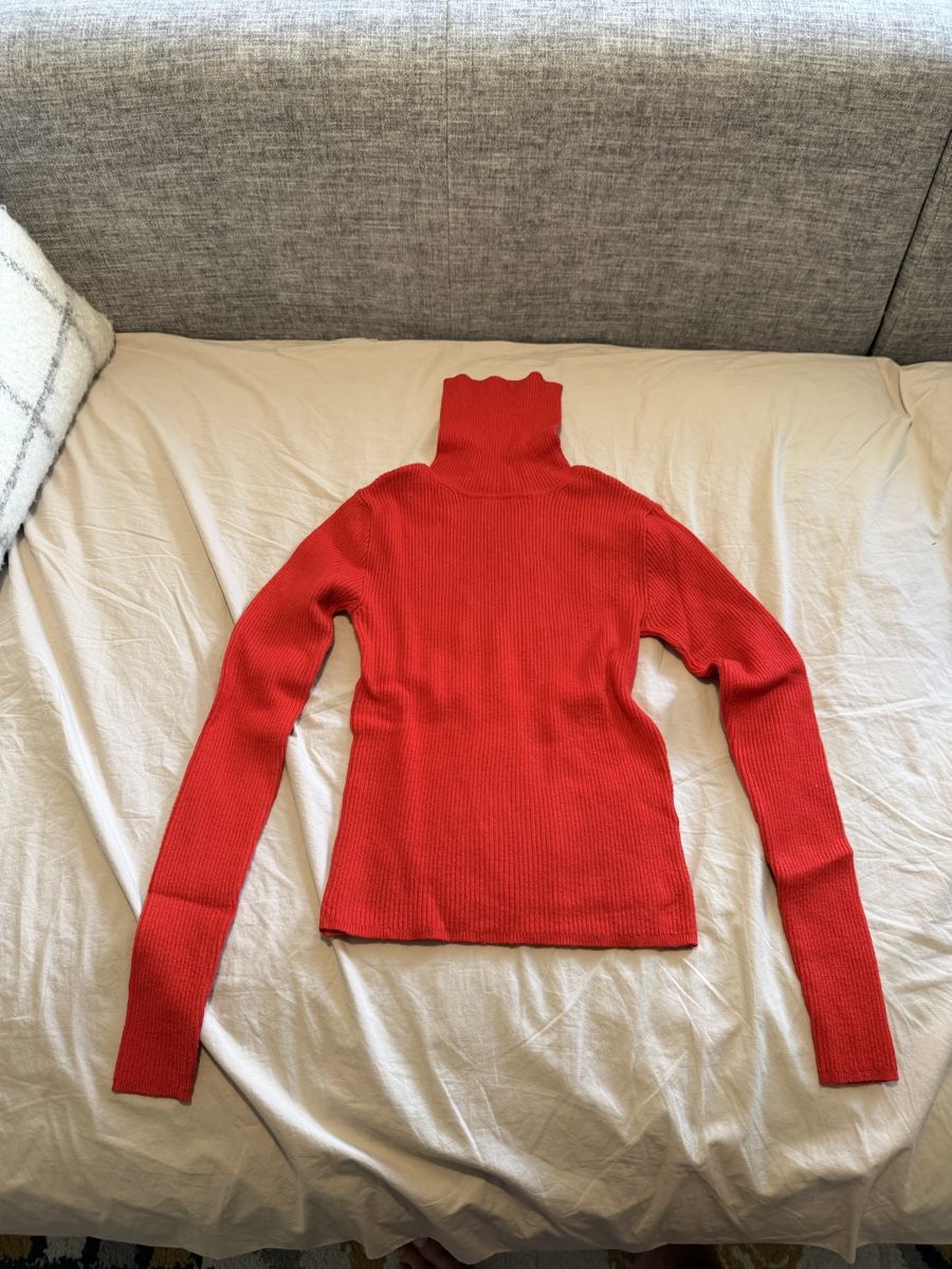 Maglioni & Felpe: Pull&Bear pull col roulé rouge taille M bon état – Usato da Grabs venduto da DidiPop290 2