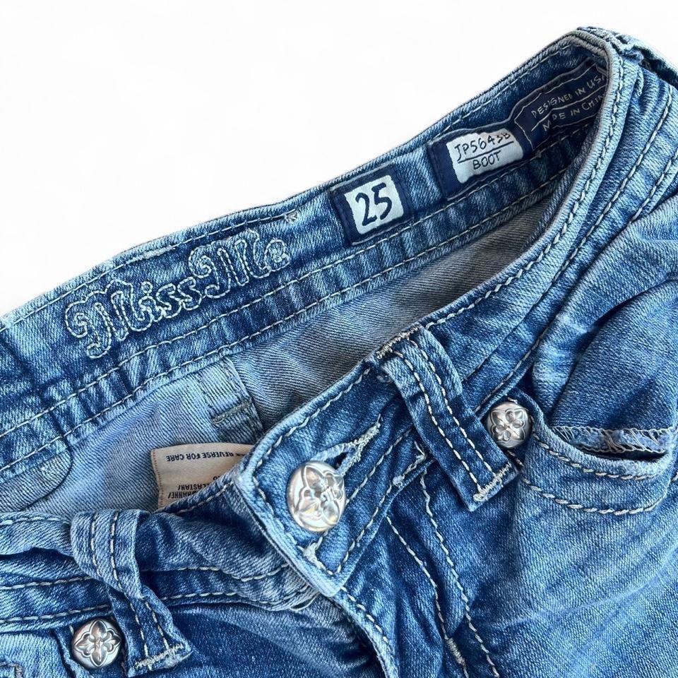 Jeans: Miss Me Jeans – Gebraucht aus Riehen von RESTREET 5