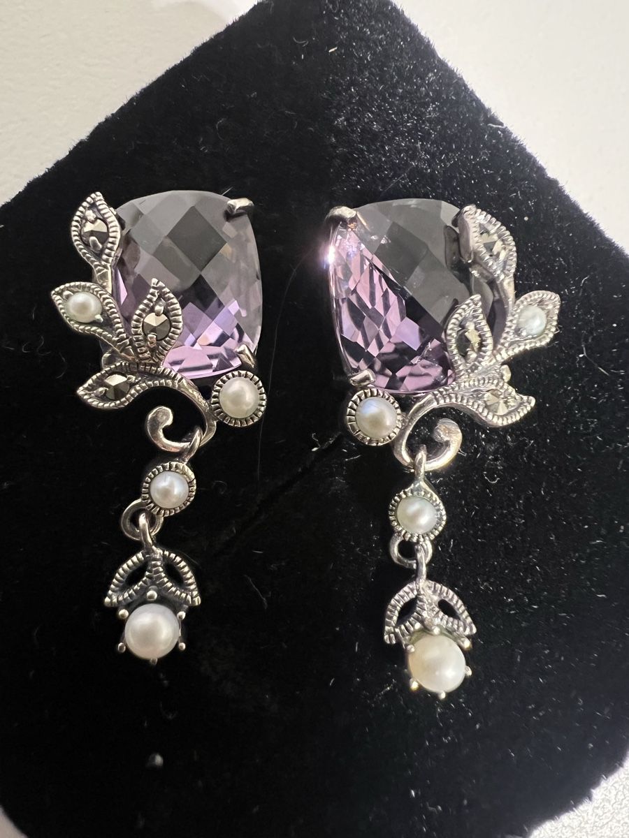 Ohrringe & -stecker: Boucles d’oreilles améthyste et petites perles – Gebraucht aus St-Pierre-Clages von ste_xk6p