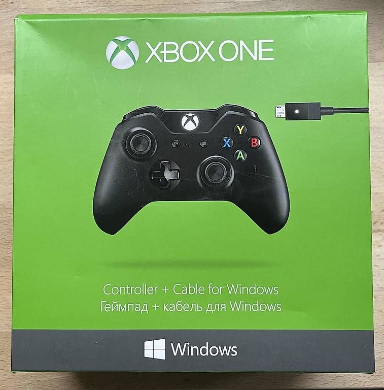 Microsoft Controller: Xbox One Controller Modell 1537 mit Kabel gebraucht – Gebraucht aus Zürich von gegenmittel 1