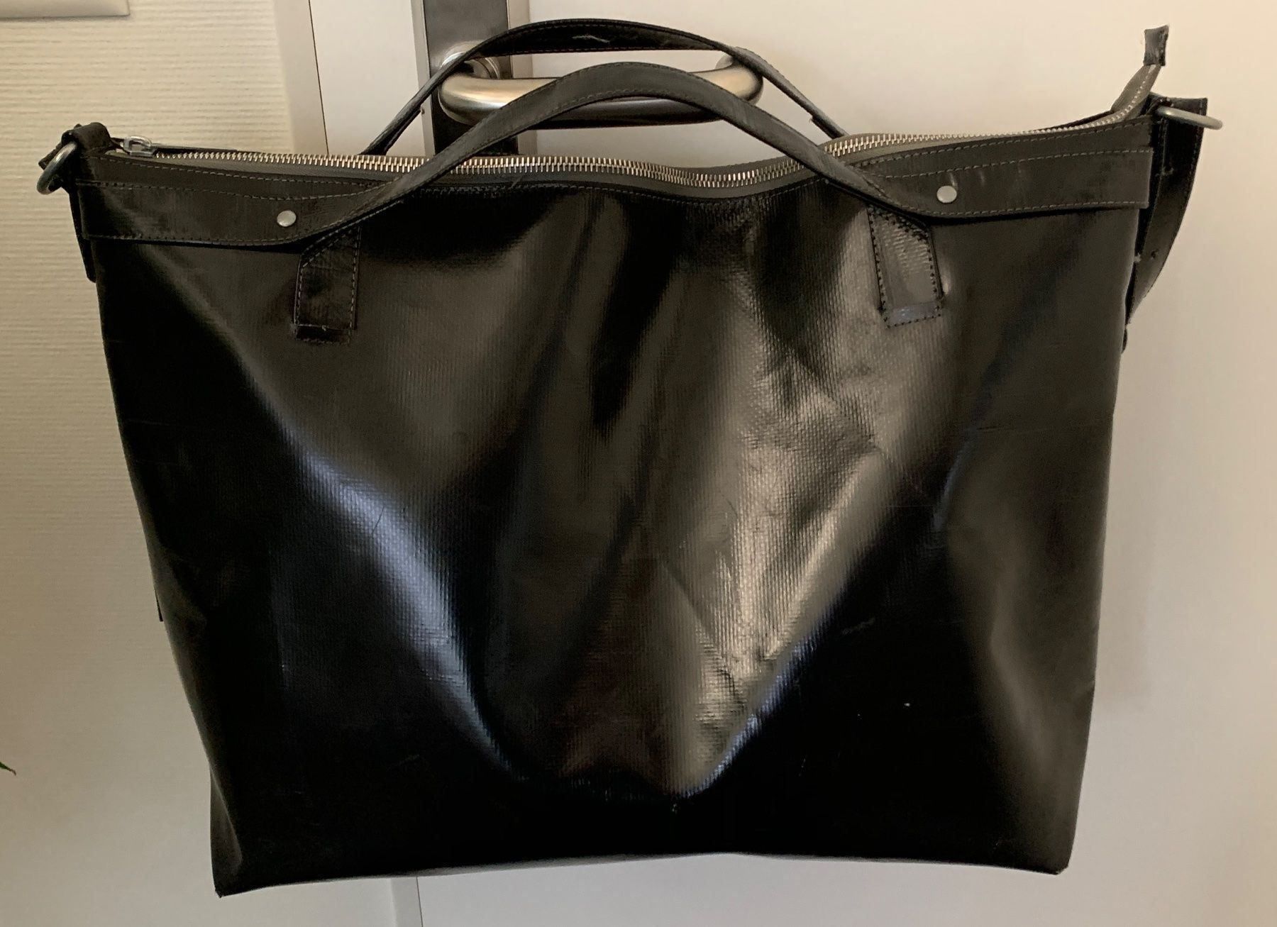 freitag-r121-ahlgren-black-ab-89