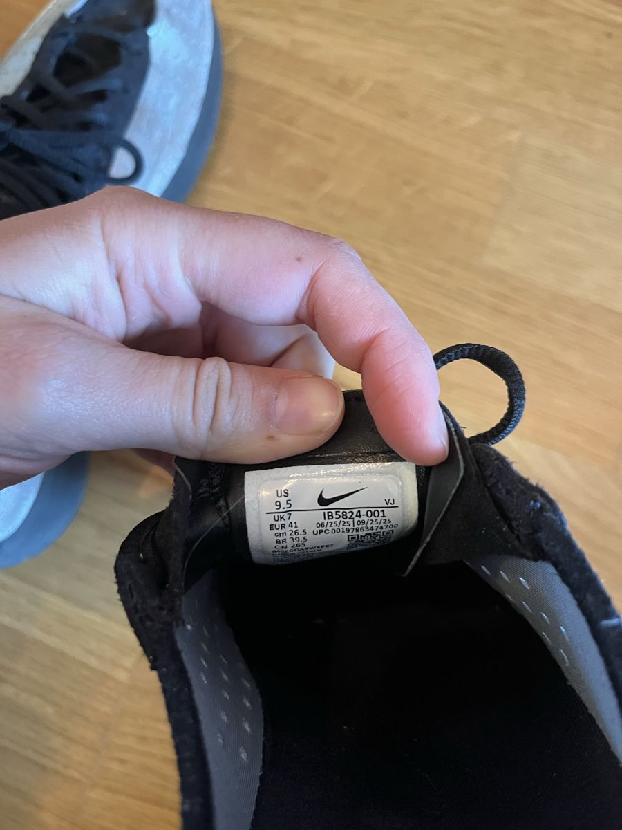 Nike Chaussures hommes: nike sneakers  – D'occasion à Luzern par nai_mv69 2