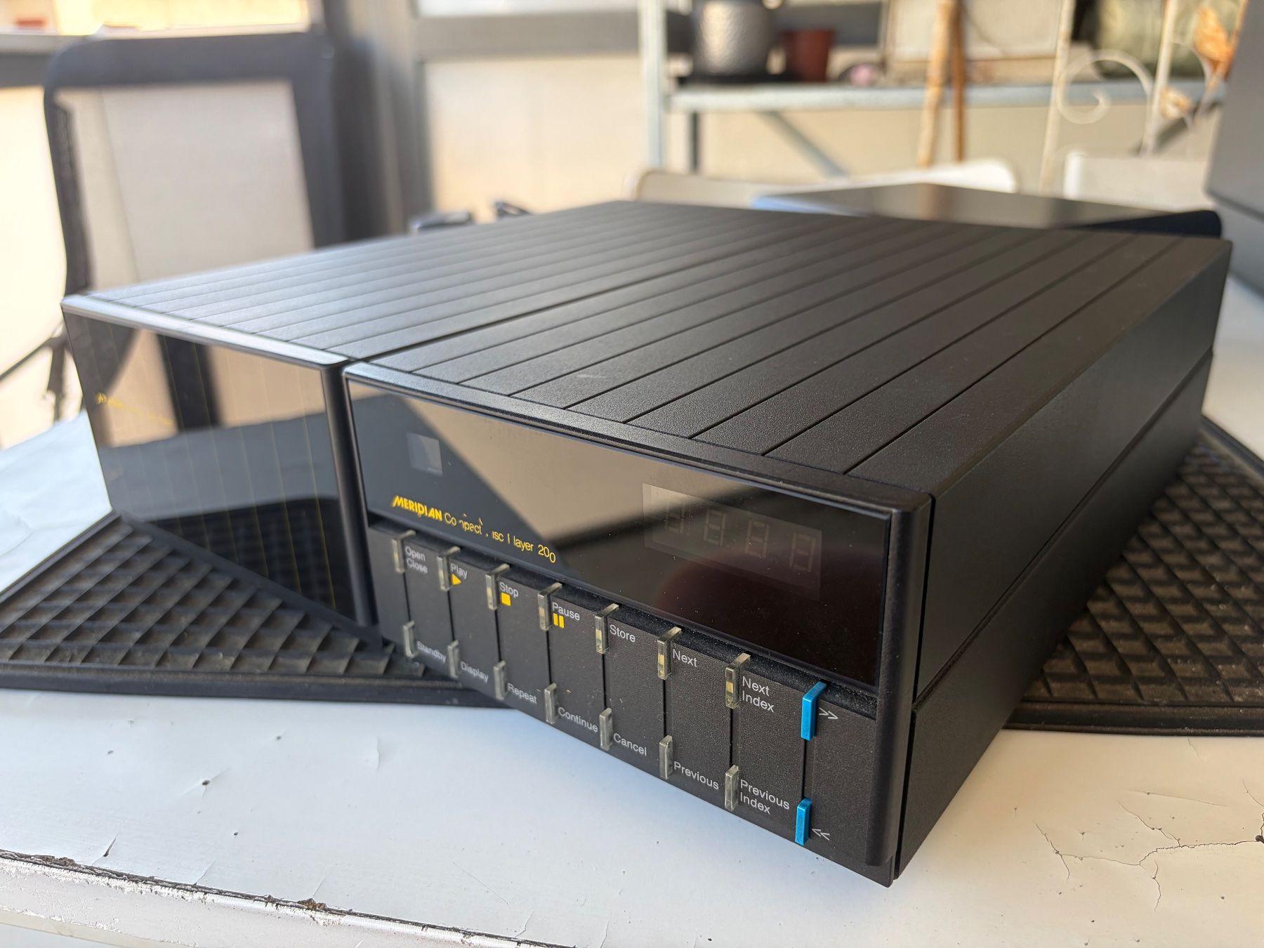 Lettore multimediale & Streamer: Meridian 200 CD Player (Transport only) – Usato da Stäfa venduto da Dowser 1