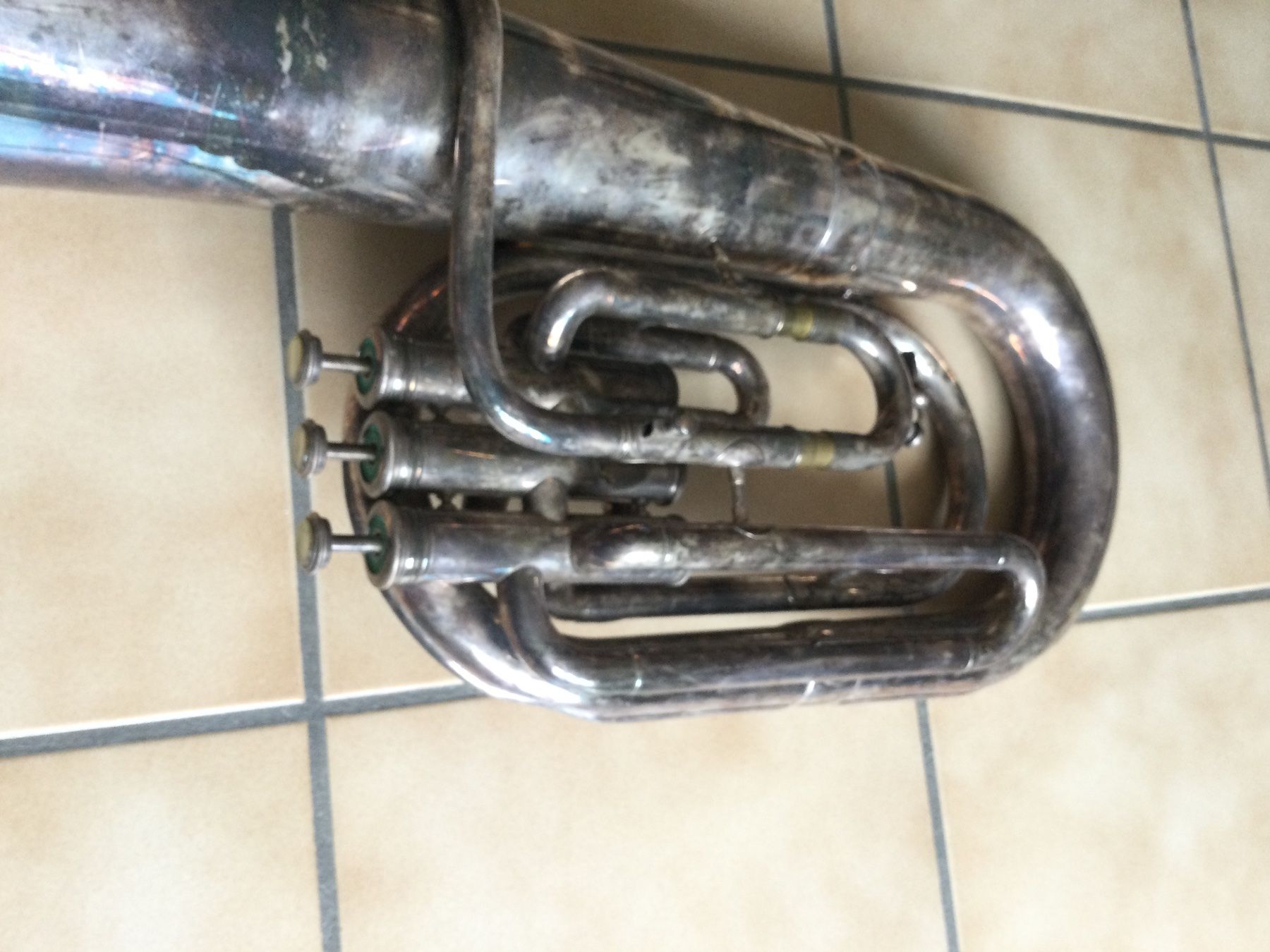 Strumenti musicali: Saxophone sib Antoine Courtois – Usato da Buttes venduto da ButtA15 9