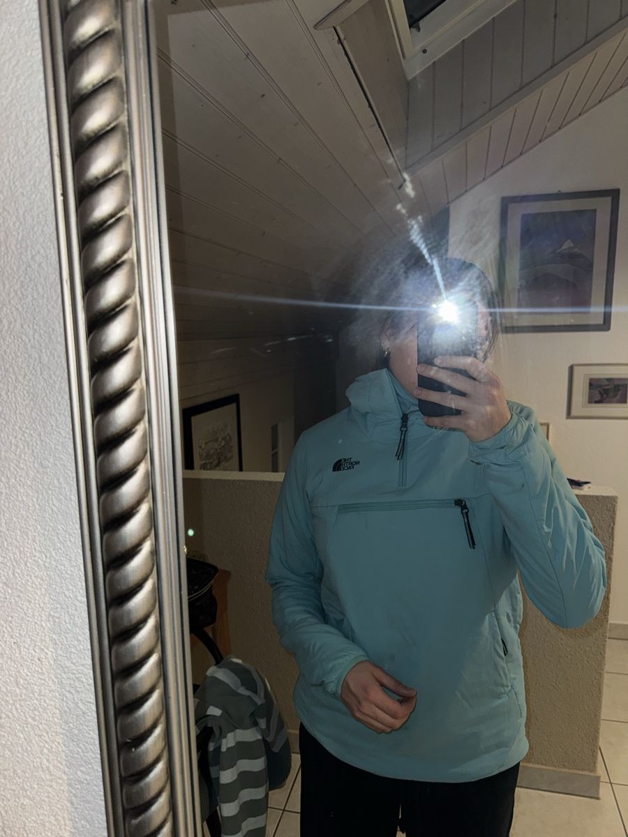 North Face Giacche: The North Face Damen Jacke Türkis – Usato da Fribourg venduto da wid_95vj 1