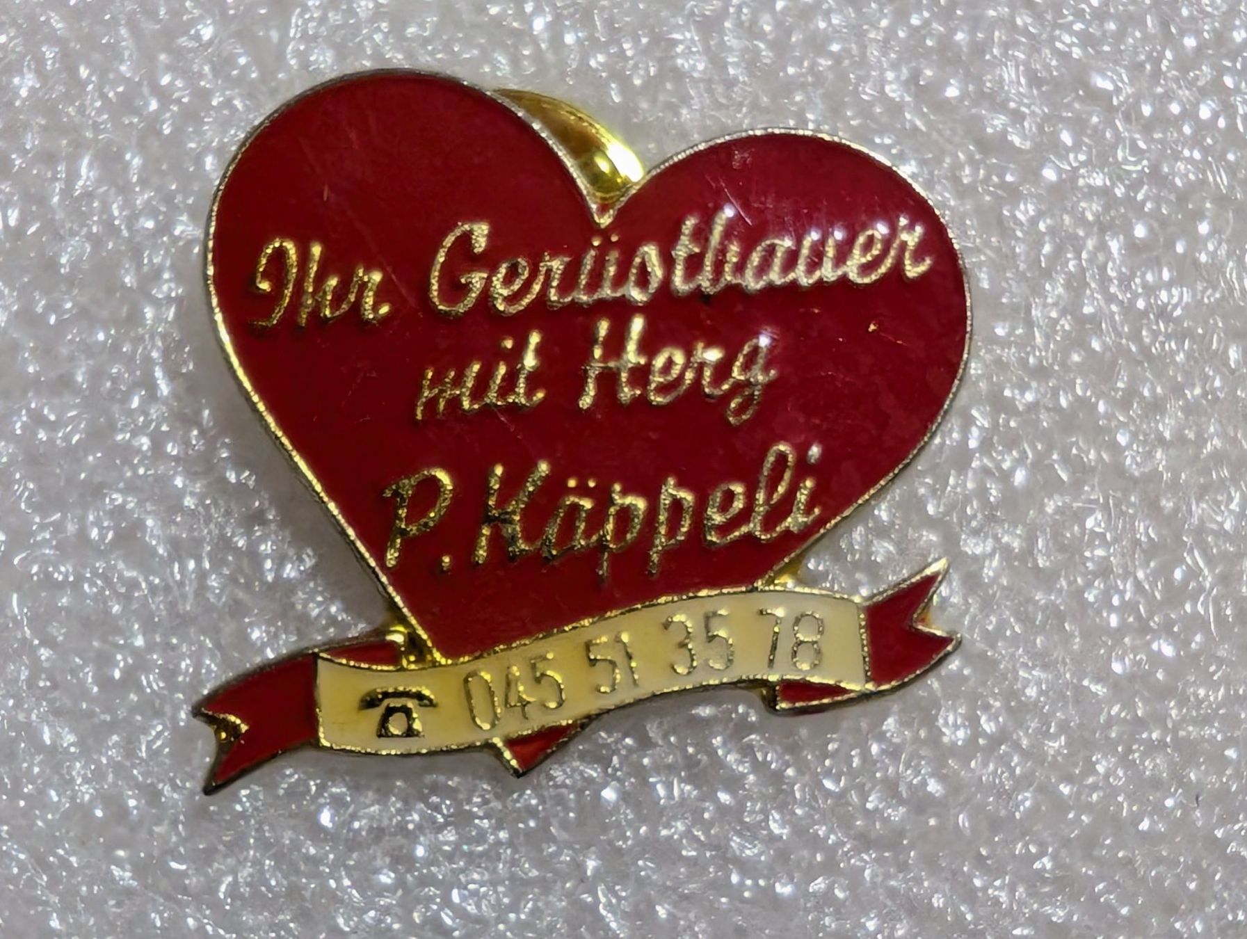 Placchette & Badge: Ansteckpin 258: Käppeli Herz – Usato da Oppligen venduto da Pin-Fall-Shop