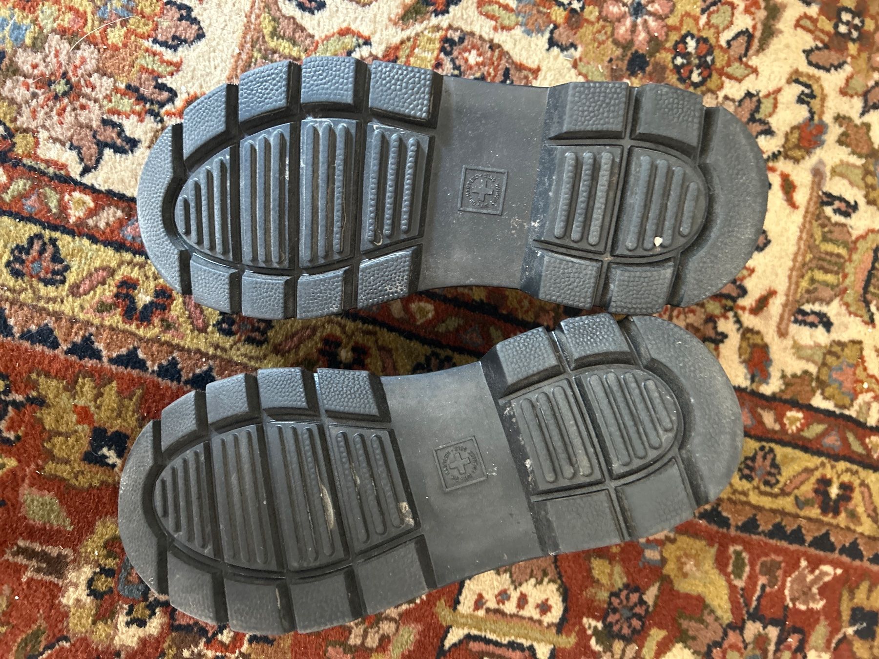 Dr. Martens Scarpe da uomo: Doc Martens Airwair – Usato da Lausanne venduto da dia_2dtc 1
