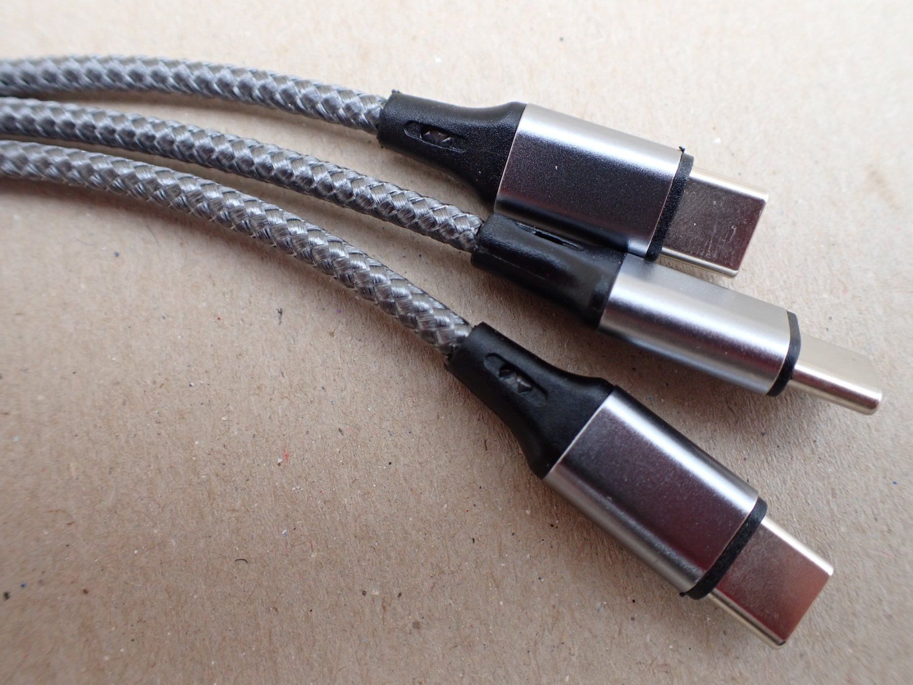 Caricabatterie: USB-Ladekabel 3 in 1 – Nuovo e nell'imballaggio originale da Lömmenschwil venduto da ritalin01 6