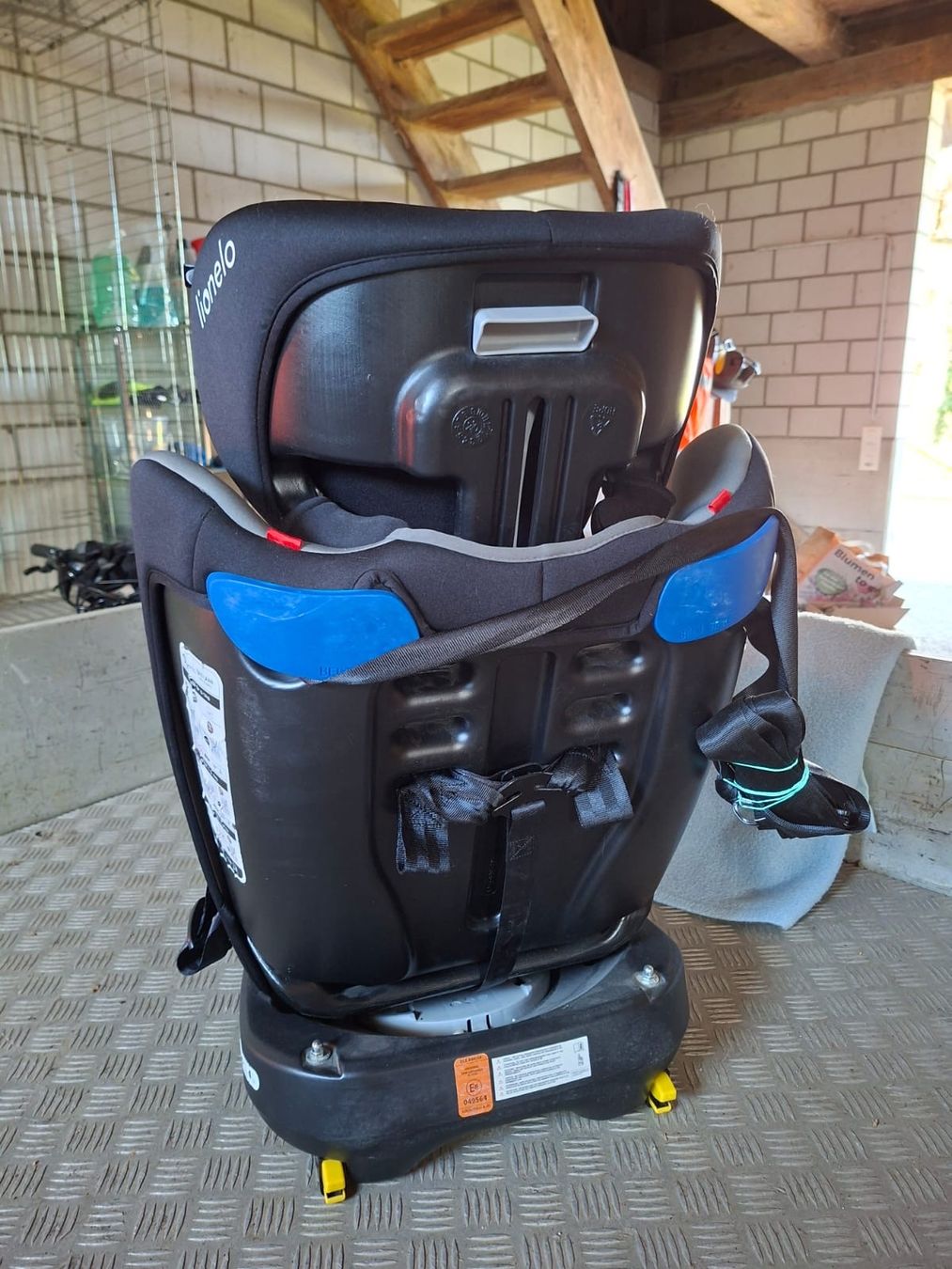 Seggiolini per auto: Kindersitz mit Isofix – Usato da Untereggen venduto da Markus1291 2