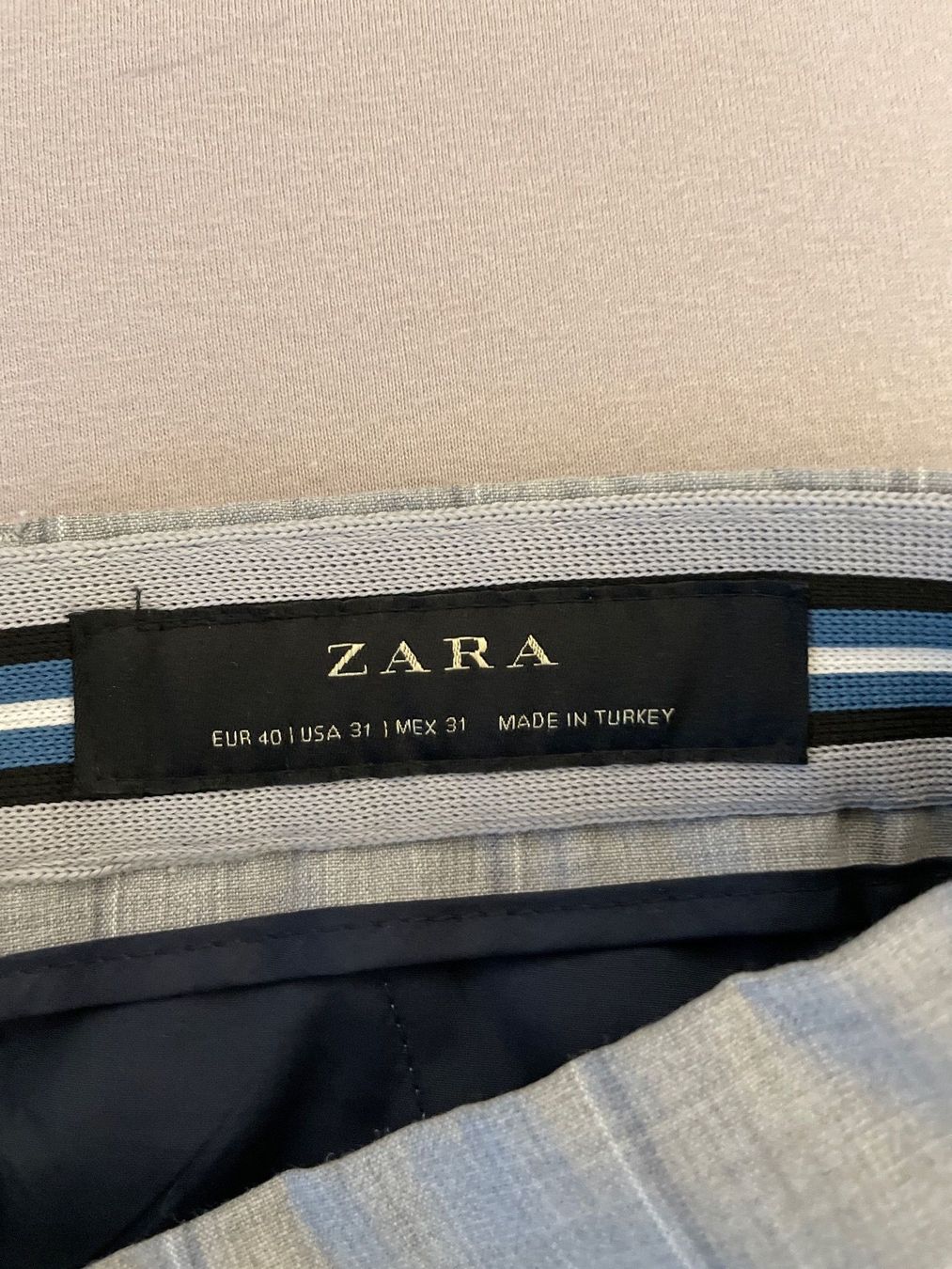 Zara Pantaloni: Zara Hose in der Grösse 40 – Nuovo (secondo la descrizione) da Grenchen venduto da servet.t 2