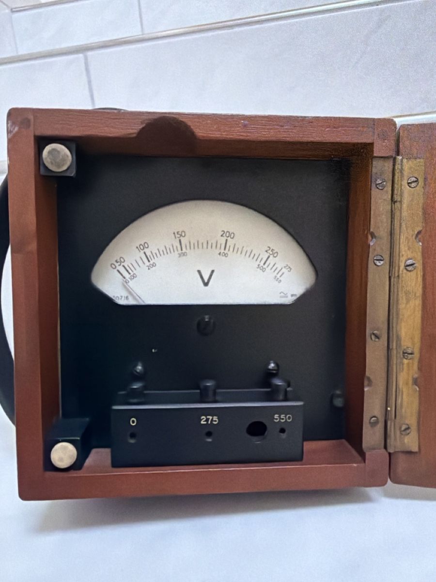 Misurare: Altes Messgerät, Voltmeter. – Usato da Biberist venduto da Momo33 4