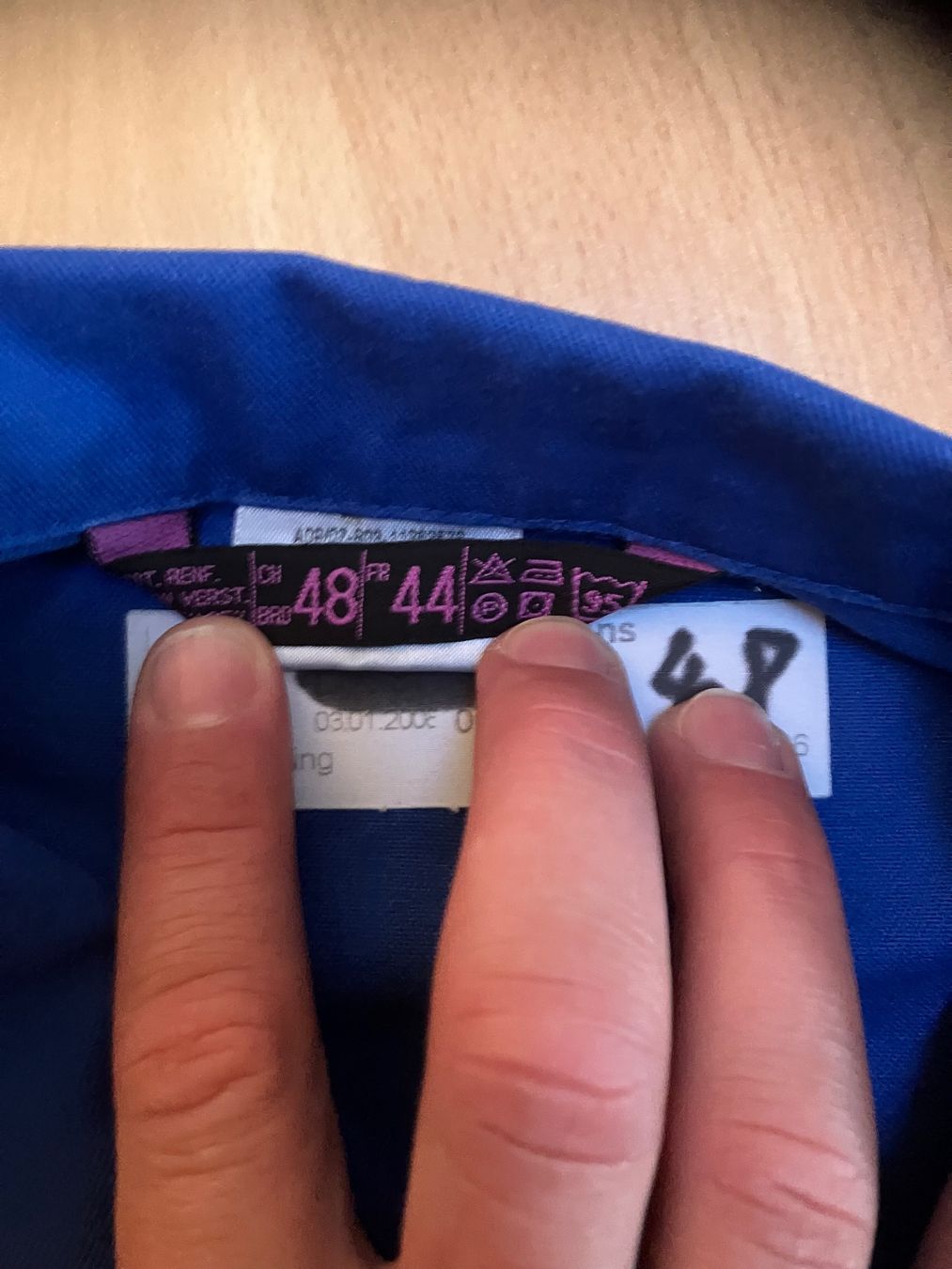 Lotti di vestiti: Arbeitskleidung Sommer Outfit – Usato da Bettwiesen venduto da Zustand57 4