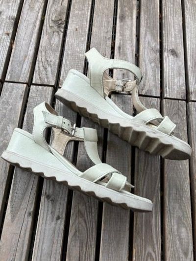 Damenschuhe: Sandalen, weiss – Gebraucht aus Zürich von Baumgarten05 3