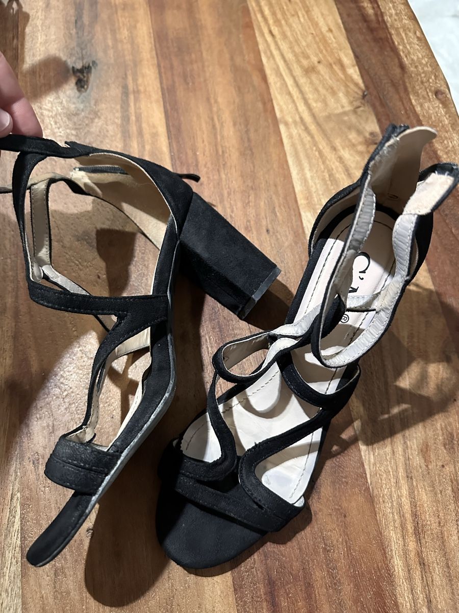 Herrenschuhe: Eleganti Sandalette Schwarz Gr. 39 – Gebraucht aus Oberurnen von jasmin2fel 1