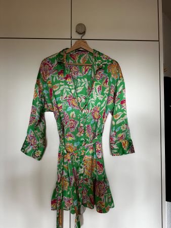 Zara Sommerkleid, Grün mit Blumenmuster, Grösse S