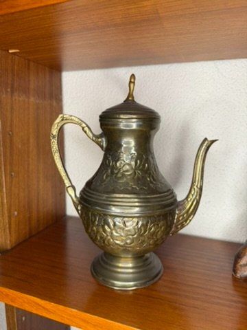 Alle Dekorationen: Orientalische Messing-Kaffeekanne – Gebraucht aus Zürich von Alberto_zh