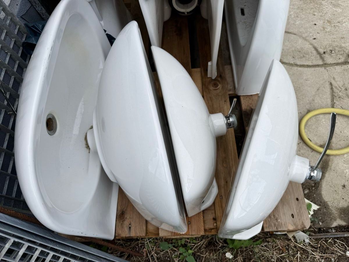 Laufen WC: LAVABO, WC – Usato da Orpund venduto da dizi.98 6