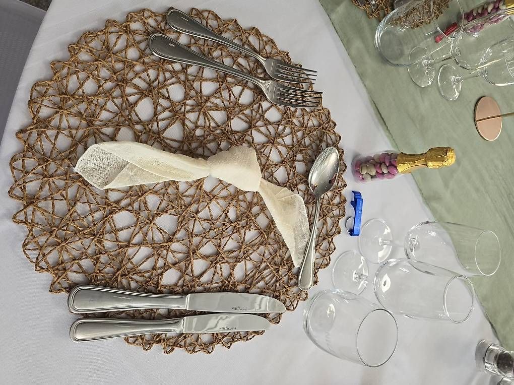 Set di piatti: MARIAGE- 90 sets de table ficelle – Nuovo e nell'imballaggio originale da St-Légier-Chiésaz venduto da zazafolies