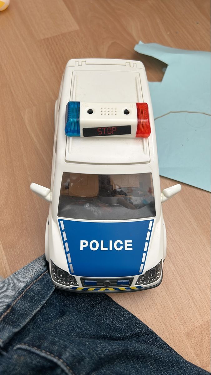 Playmobil Giocattoli: Spielzeug Polizei Auto mit Blaulicht – Usato da Herbetswil venduto da rotekatze84