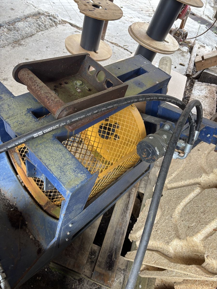 Escavatori: Bagger Siebtrommel, guter Zustand, sofort einsatz – Usato da Wolfwil venduto da daiv01 2