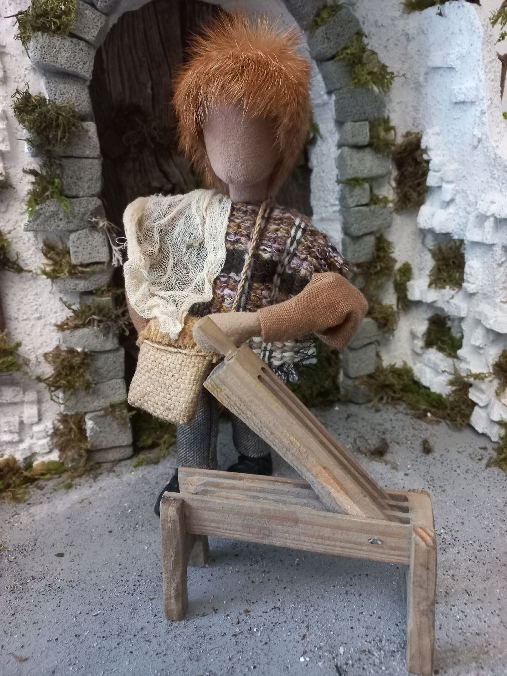 Figurines: Schwarzenberger Krippenfigur, Hirte mit Flachsbrecher – D'occasion à Lachen SZ par jimmygoal13 2