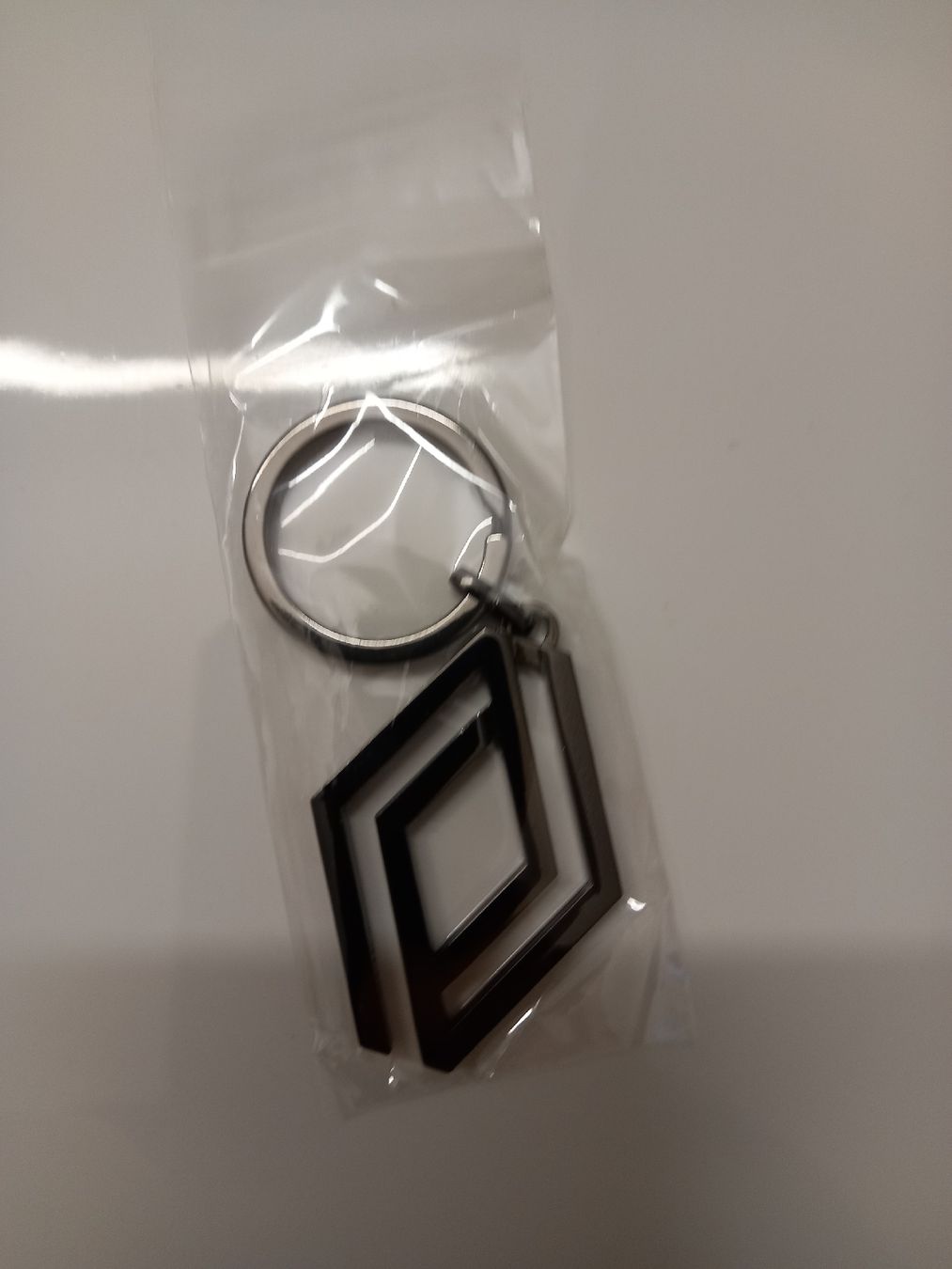 Renault Schlüsselanhänger & - bänder: Renault Schlüsselanhänger in OVPackung – Neu und originalverpackt aus Sirnach von agm_mv57 2