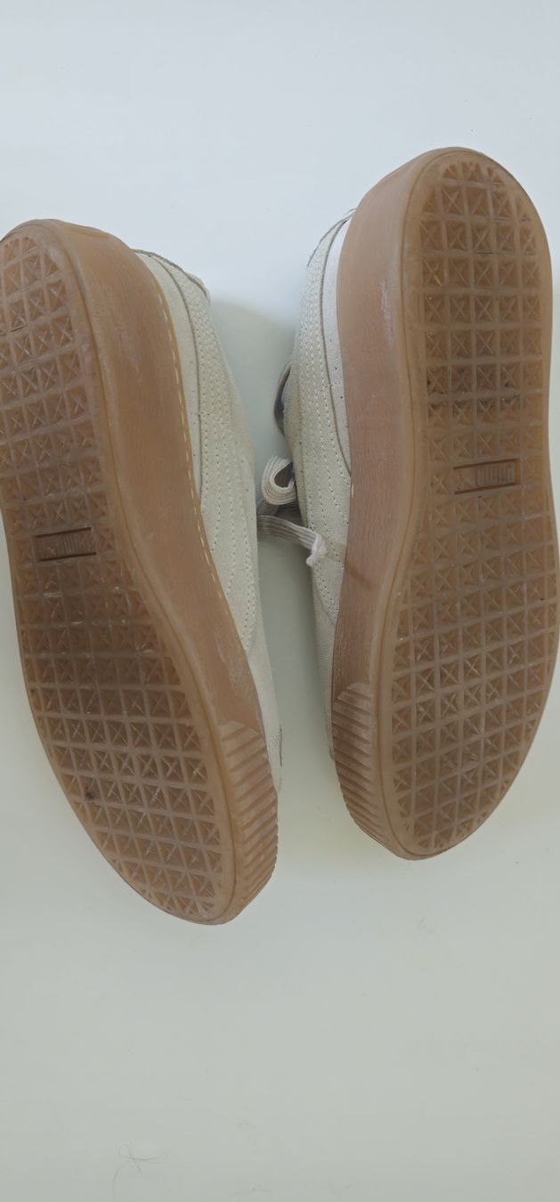 Puma Scarpe da donna: Puma Sneaker Gr. 38,5 beige – Nuovo (secondo la descrizione) da Luzern venduto da TausendD 5