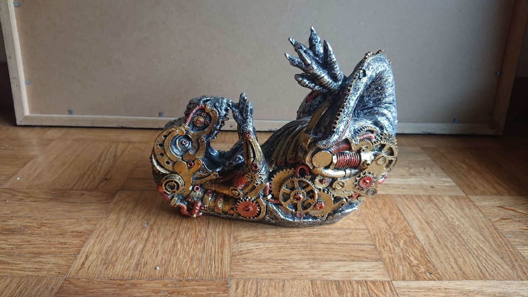 Tutte le decorazioni: Flaschenhalter Drache Steampunk Design  – Usato da Chur venduto da FreakofRarity 3