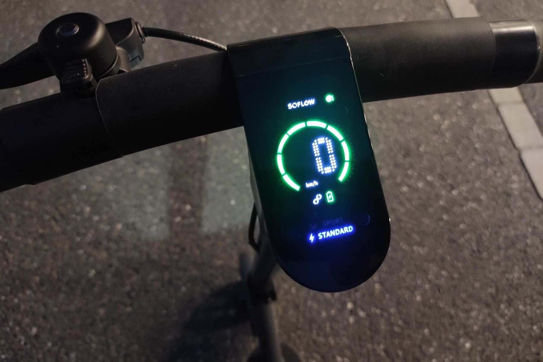 Soflow Kickboard: E-Scooter SoFlow SO ONE black – D'occasion à Niederurnen par Simarik 6