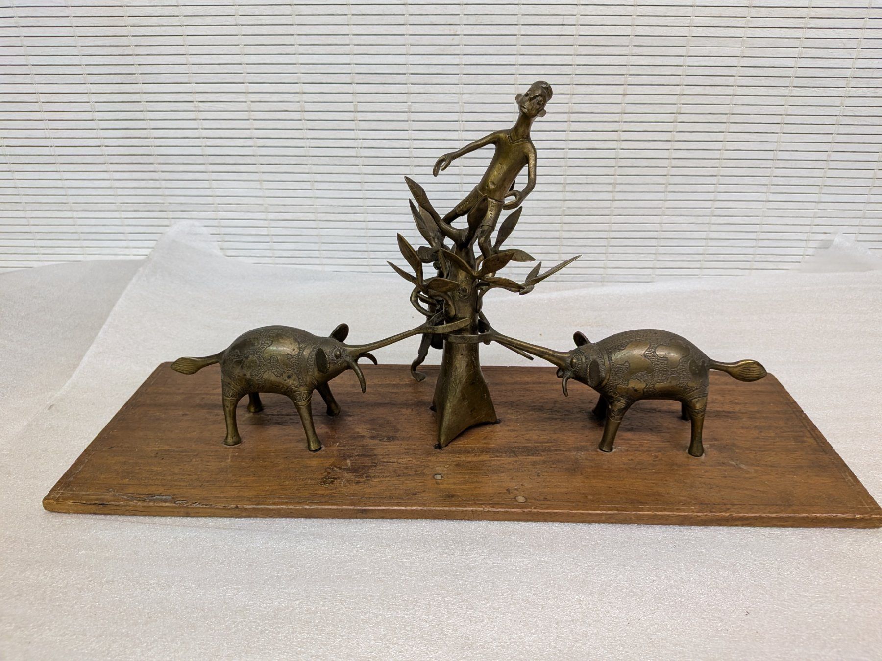 Sculture & Statue: Afrikanische Figurengruppe – Usato da Emmen venduto da Brockofsky