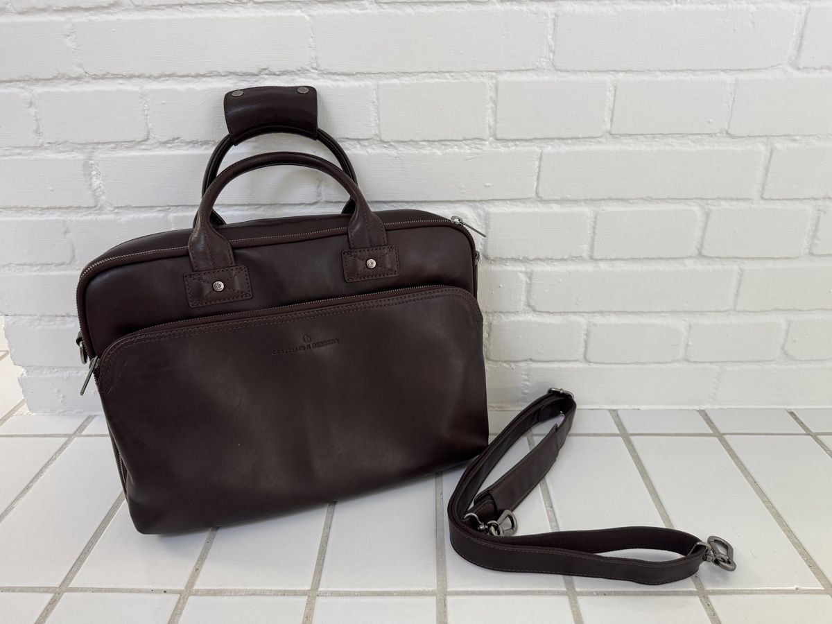Koffer & Taschen: castelijn beerens Laptoptasche – Gebraucht aus Kappel SO von Albertros01