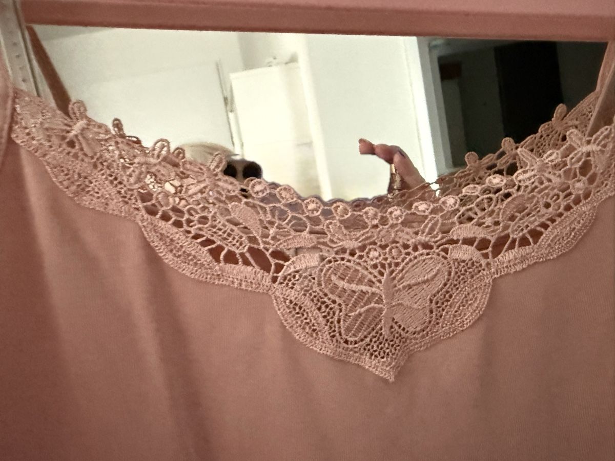 Only Tops: Unterhemd mit Spitze Grösse 3XL  only – Gebraucht aus Pfeffikon LU von pepino17 1